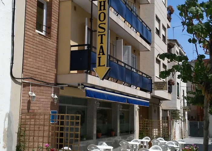 Creus Hotel 2*